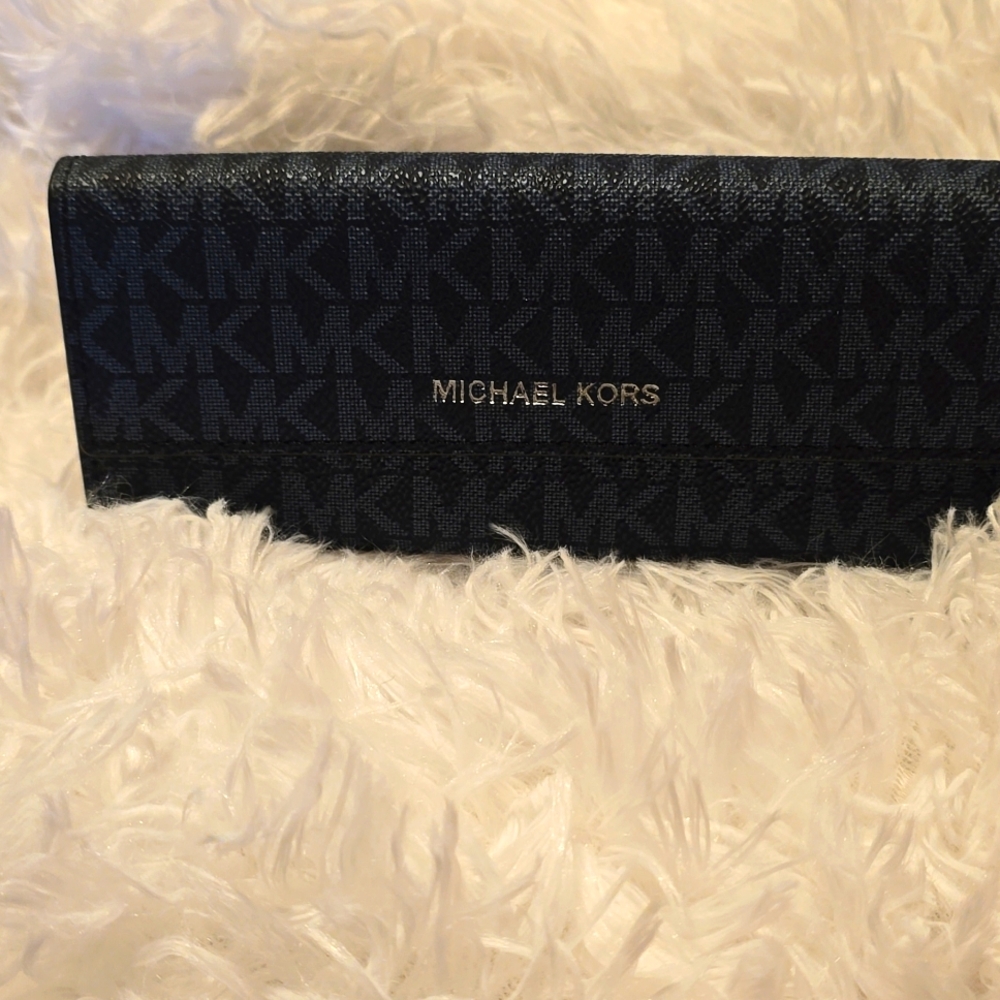 MK sunglasses case